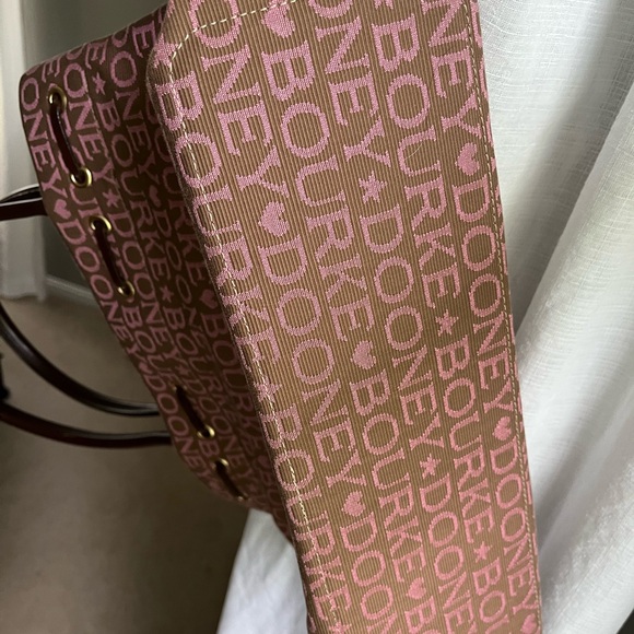 Dooney & Bourke Pink and brown Designer Tote Bag NWOT - Picture 8 of 10